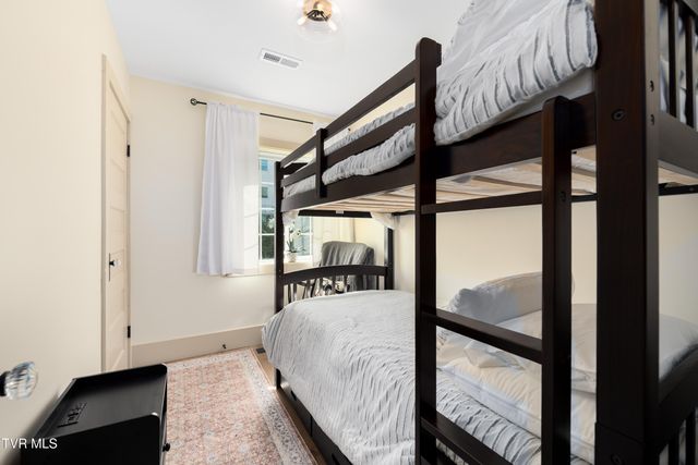 438 West Sullivan Street, Kingsport, TN 37660