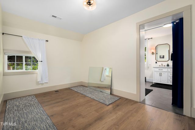 438 West Sullivan Street, Kingsport, TN 37660