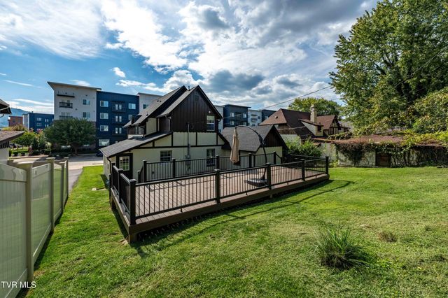 438 West Sullivan Street, Kingsport, TN 37660