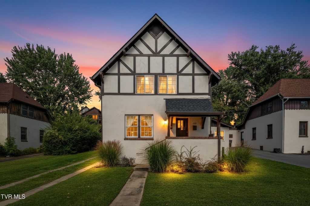 438 West Sullivan Street, Kingsport, TN 37660