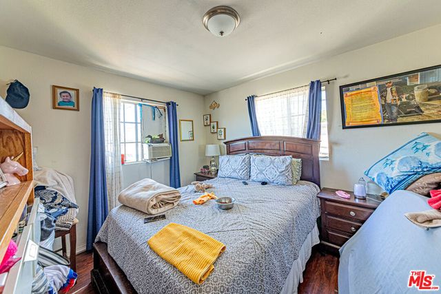 223 E 55th Street, Los Angeles, CA 90011