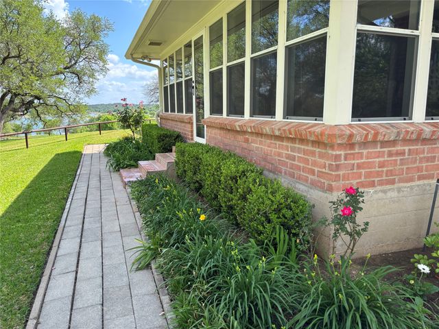 209 County Road 1764, Clifton, TX 76634