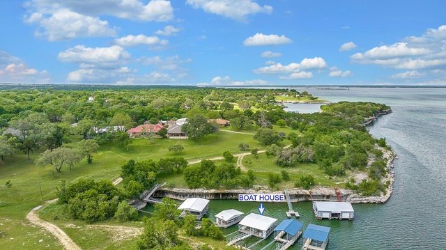209 County Road 1764, Clifton, TX 76634