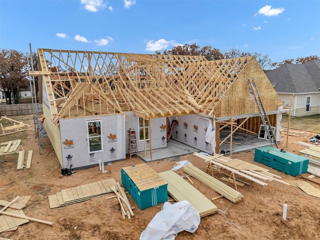 421 Redbud Lane, Tolar, TX 76476