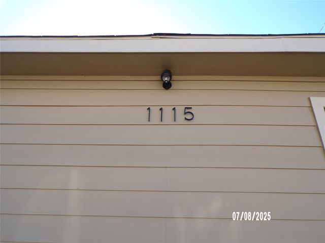 1115 S Glasgow Drive 2, Dallas, TX 75223