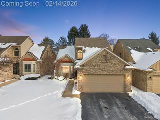 45325 Stonehedge Drive, Plymouth, MI 48170