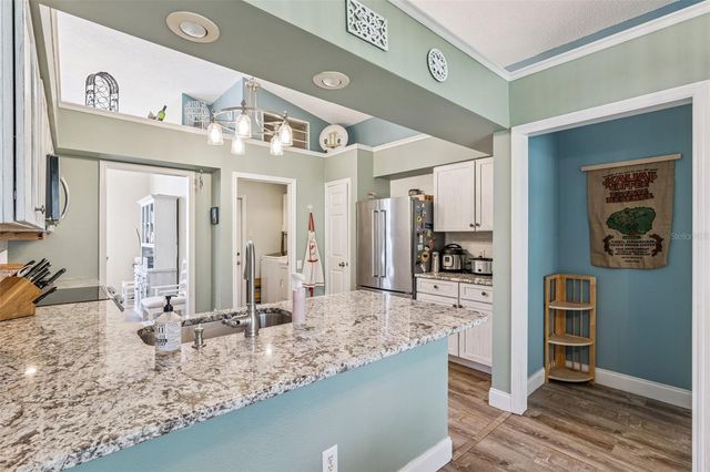 2260 COOLBROOK COURT, Oviedo, FL 32766