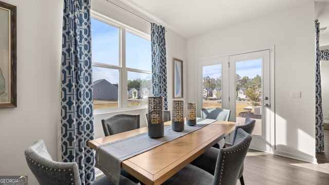 213 LAURITSEN Way, Newnan, GA 30265