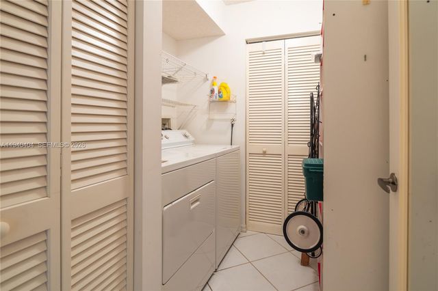 2541 N Nob Hill Rd 309, Sunrise, FL 33322