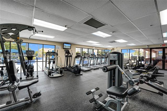 2541 N Nob Hill Rd 309, Sunrise, FL 33322