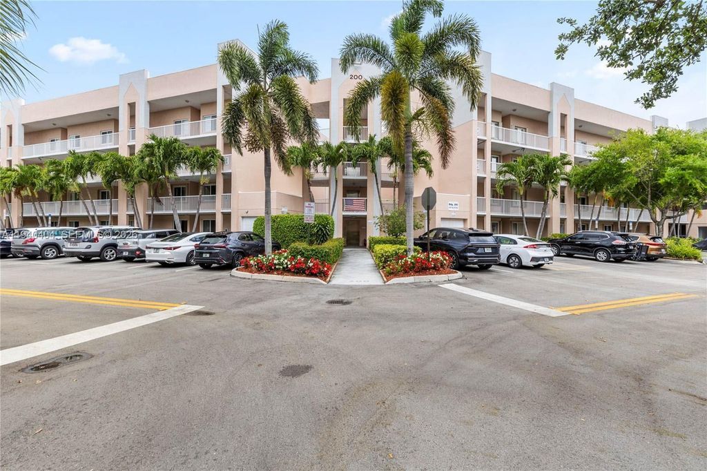 2541 N Nob Hill Rd 309, Sunrise, FL 33322