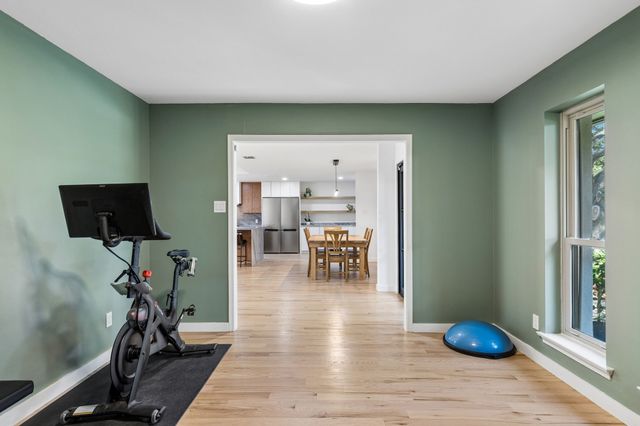 6306 Glennox Lane, Dallas, TX 75214