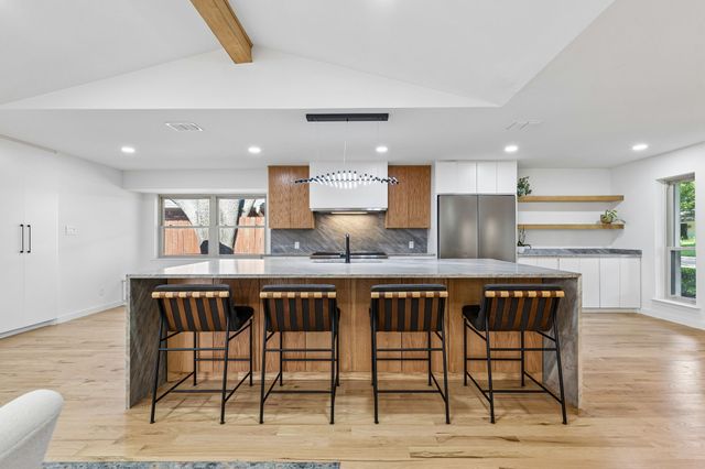 6306 Glennox Lane, Dallas, TX 75214