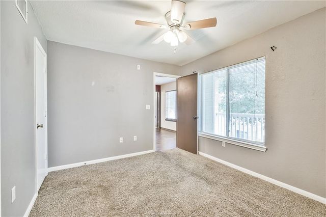 529 Southwest Parkway 203, College Station, TX 77840
