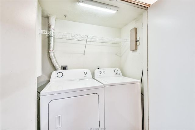 529 Southwest Parkway 203, College Station, TX 77840