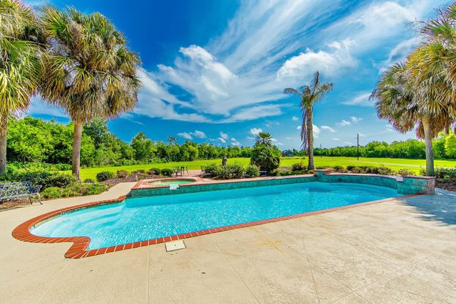 17609 La Hwy 3235, Galliano, LA 70354