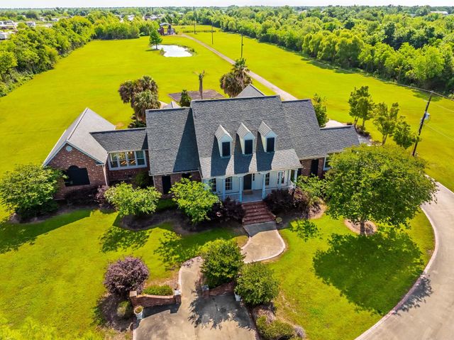 17609 La Hwy 3235, Galliano, LA 70354