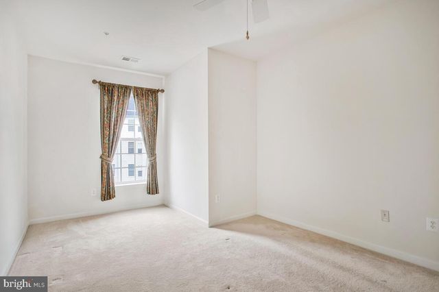 7315 BROOKVIEW RD #302, Elkridge, MD 21075