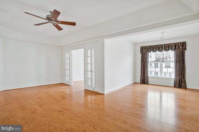 7315 BROOKVIEW RD #302, Elkridge, MD 21075