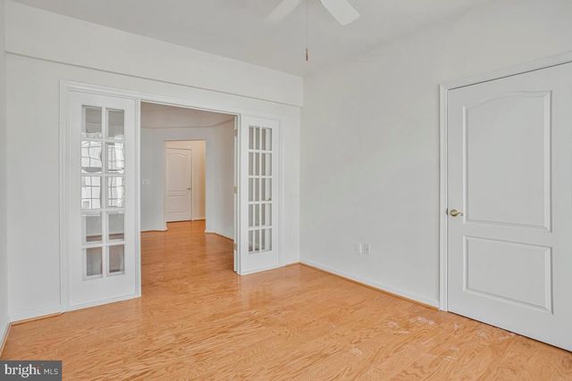 7315 BROOKVIEW RD #302, Elkridge, MD 21075