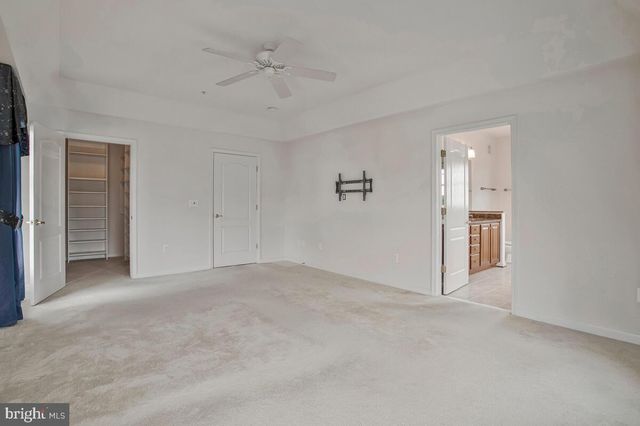7315 BROOKVIEW RD #302, Elkridge, MD 21075