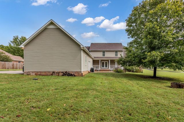 6421 Yeatman Ln, Columbia, TN 38401