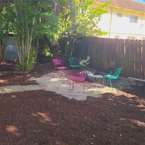 1504 SW 1st St 2, Fort Lauderdale, FL 33312