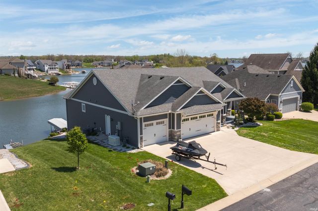 115 Lane 271, Hamilton, IN 46742