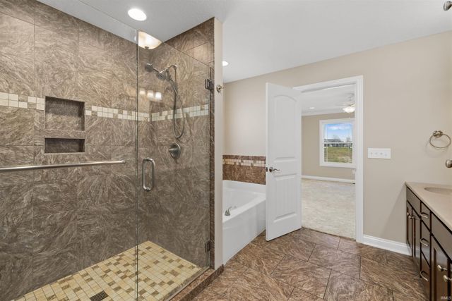 115 Lane 271, Hamilton, IN 46742