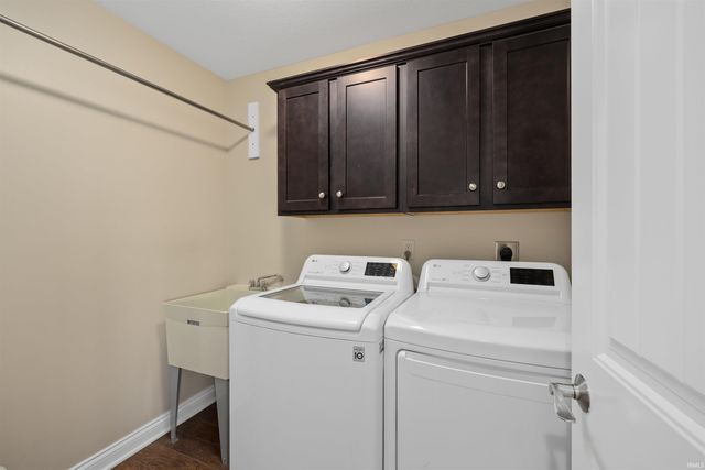 115 Lane 271, Hamilton, IN 46742