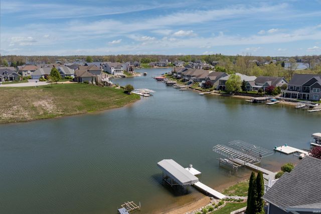 115 Lane 271, Hamilton, IN 46742