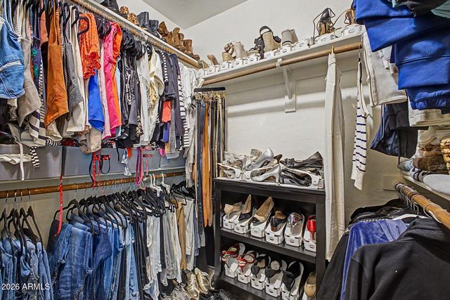 1694 E CAMPBELL Avenue, Gilbert, AZ 85234