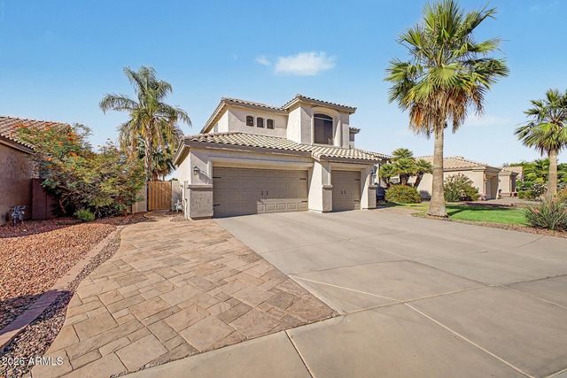1694 E CAMPBELL Avenue, Gilbert, AZ 85234