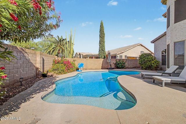 1694 E CAMPBELL Avenue, Gilbert, AZ 85234