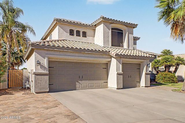 1694 E CAMPBELL Avenue, Gilbert, AZ 85234