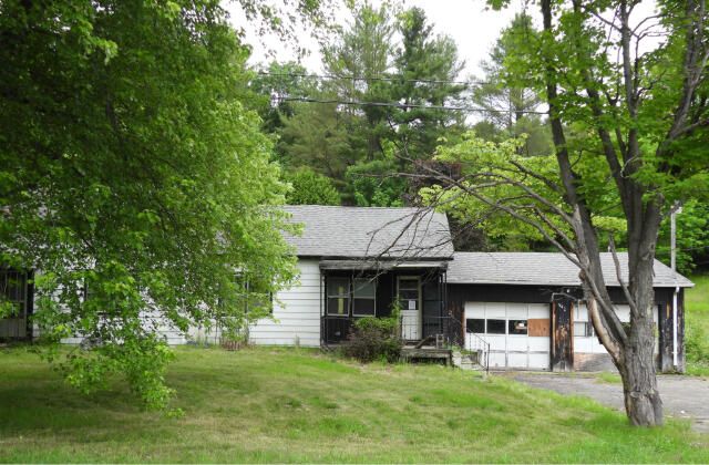 940 Peasleeville Road, Schuyler Falls, NY 12985