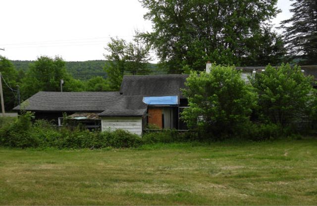 940 Peasleeville Road, Schuyler Falls, NY 12985