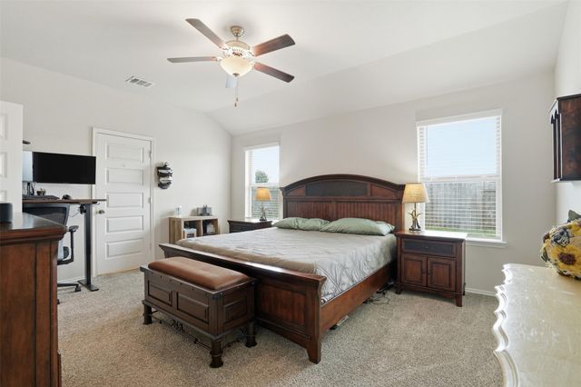 11016 33rd Avenue N, Texas City, TX 77591