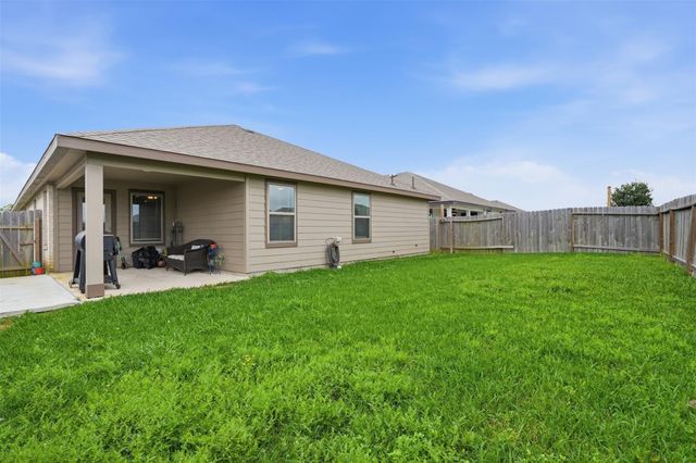 11016 33rd Avenue N, Texas City, TX 77591