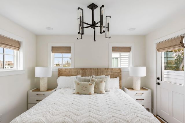 18 Iron Forge Alley, Charleston, SC 29403