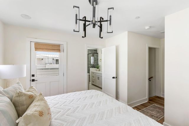 18 Iron Forge Alley, Charleston, SC 29403