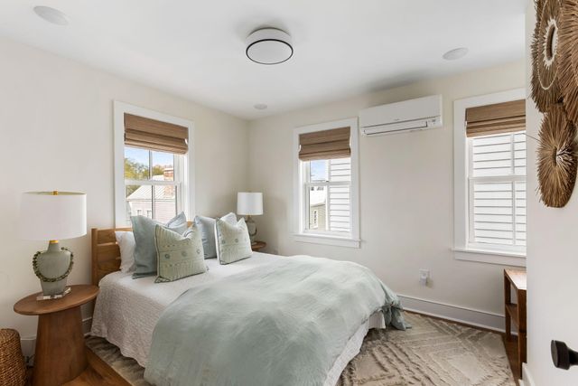 18 Iron Forge Alley, Charleston, SC 29403