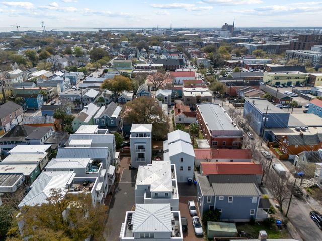 18 Iron Forge Alley, Charleston, SC 29403