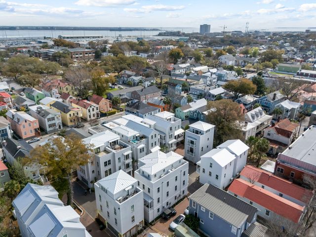 18 Iron Forge Alley, Charleston, SC 29403