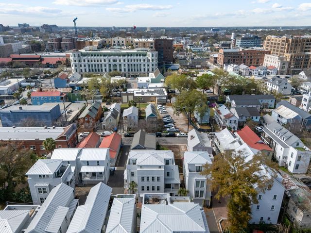 18 Iron Forge Alley, Charleston, SC 29403