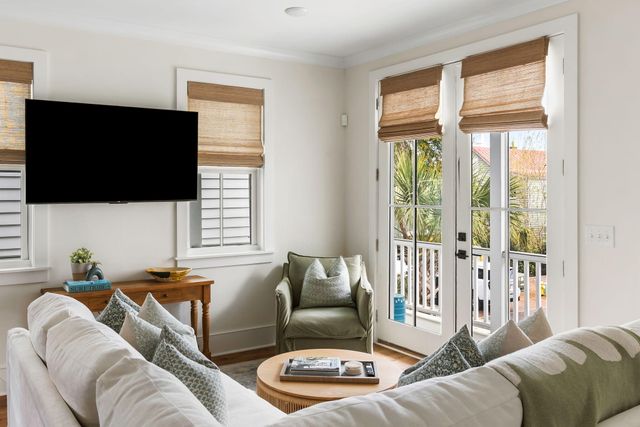 18 Iron Forge Alley, Charleston, SC 29403