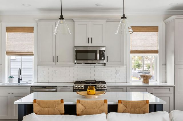 18 Iron Forge Alley, Charleston, SC 29403