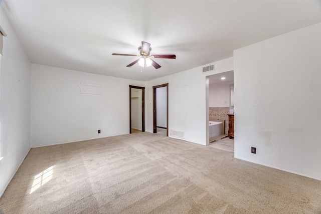 17 Macarthur Drive, Denison, TX 75020