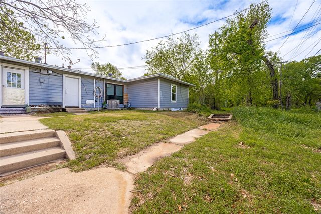 17 Macarthur Drive, Denison, TX 75020