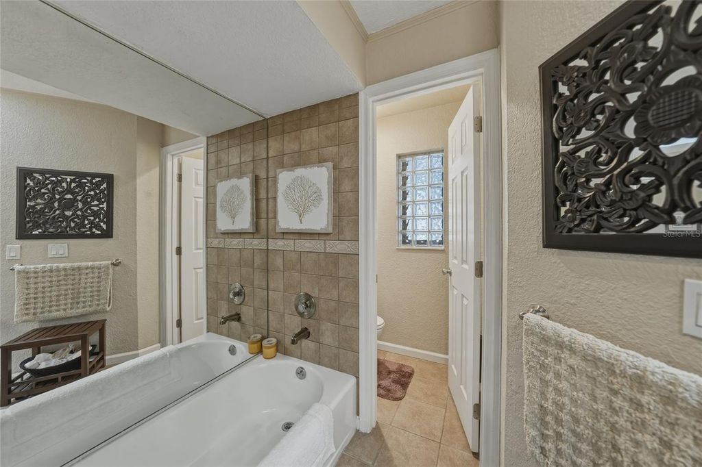 Image 34 of property listing at 803 LUCIA DRIVE, Punta Gorda, FL 33950